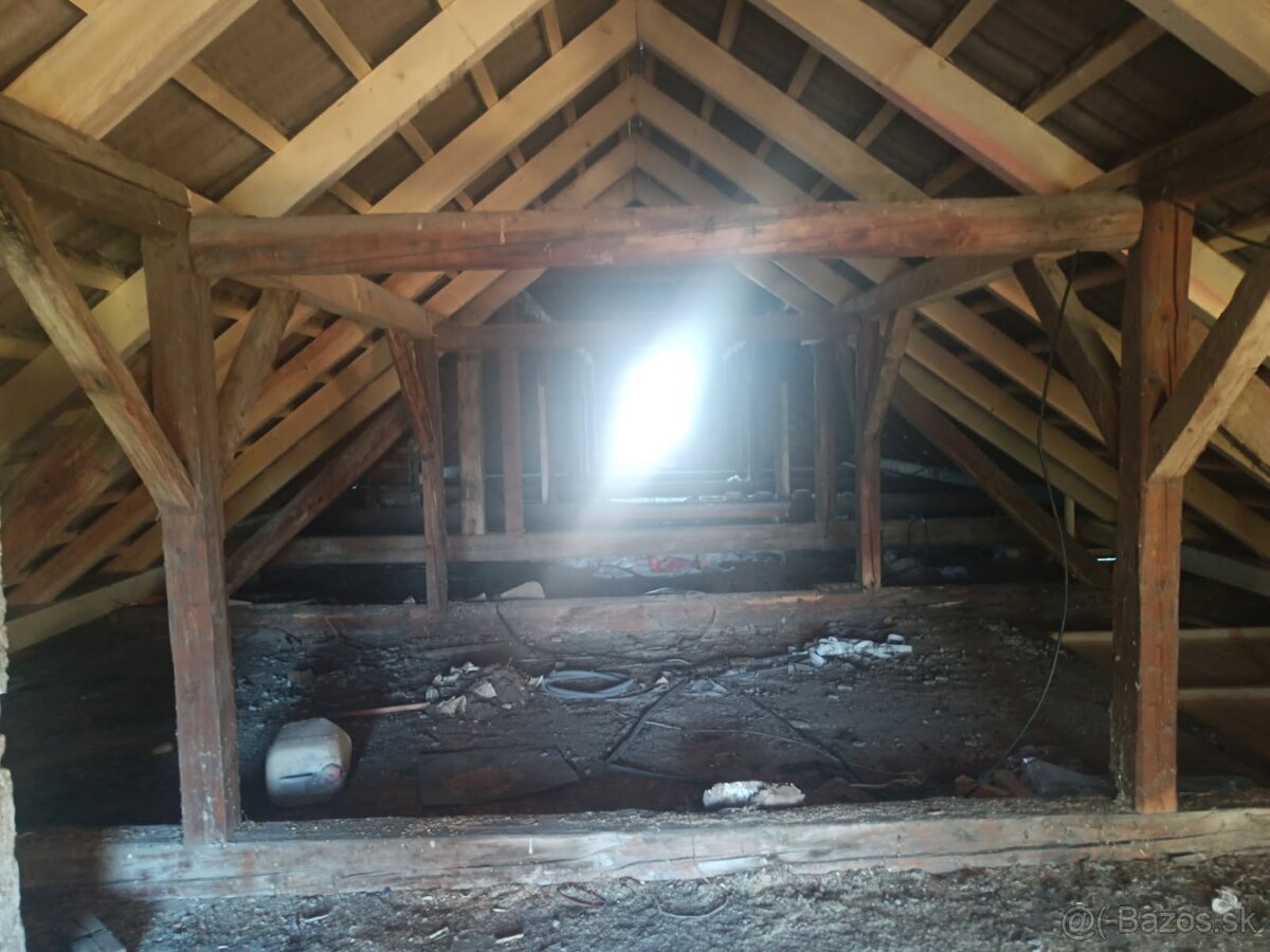 ZNÍŽENÁ CENA - Zrekonštruovaný RD na predaj Mužla - 11