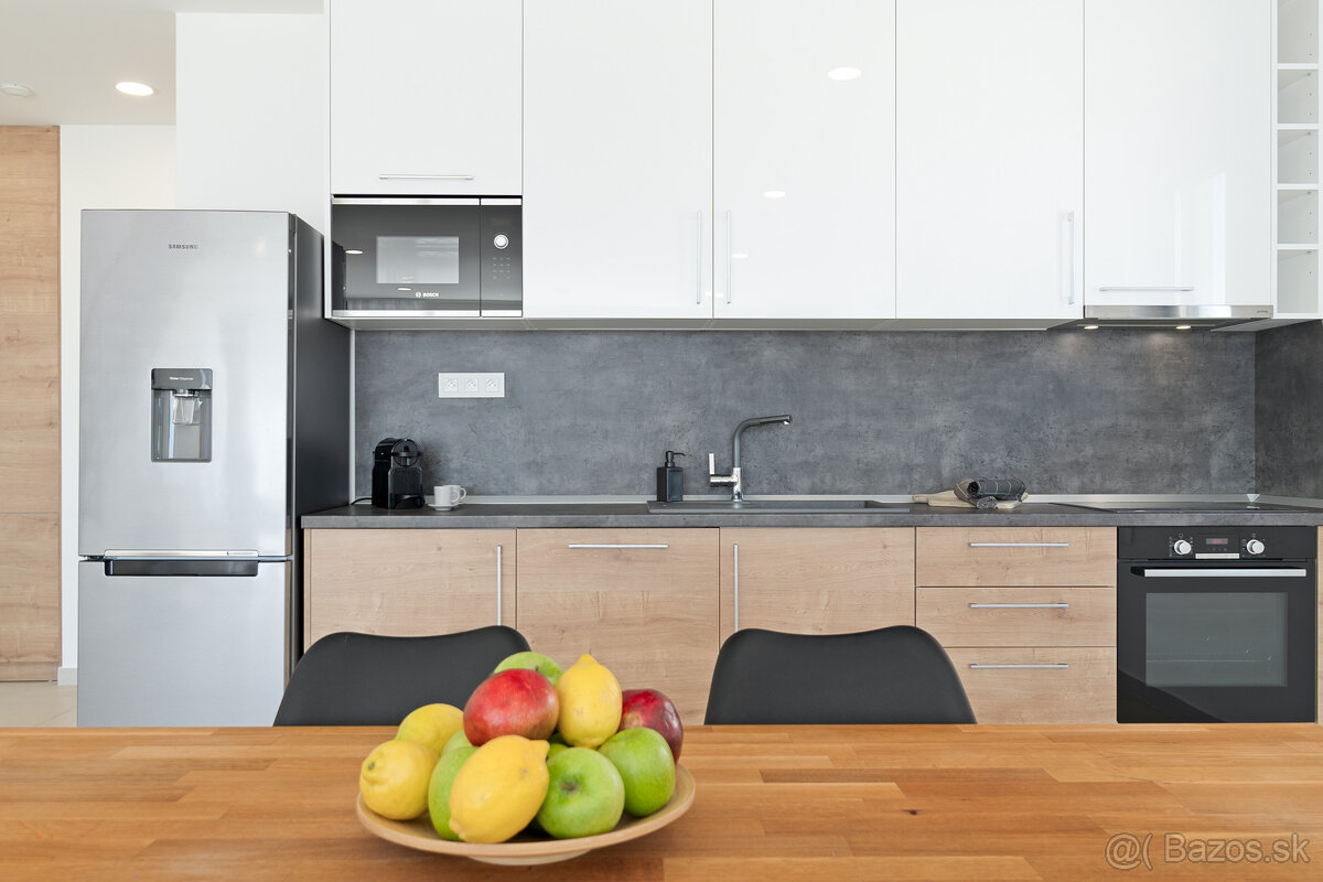 Na predaj rodinná Vila Maxima - Makarská riviera, Chorvátsko - 11