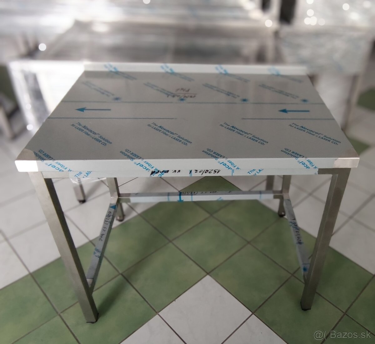 Kuchynské gastro stôl, rozrábkový, stoly s policou - 11