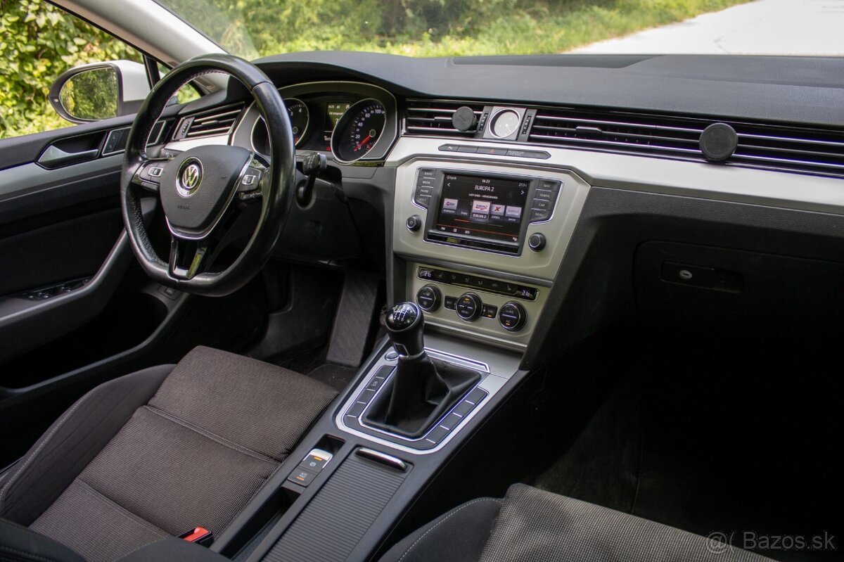 Volkswagen Passat Variant 1.4 TSI 110 kW VW - 11