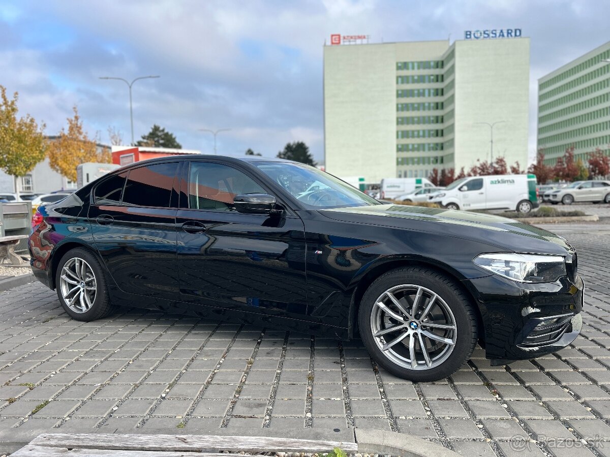 BMW Řada 5 | 520i TwinTurbo - 11