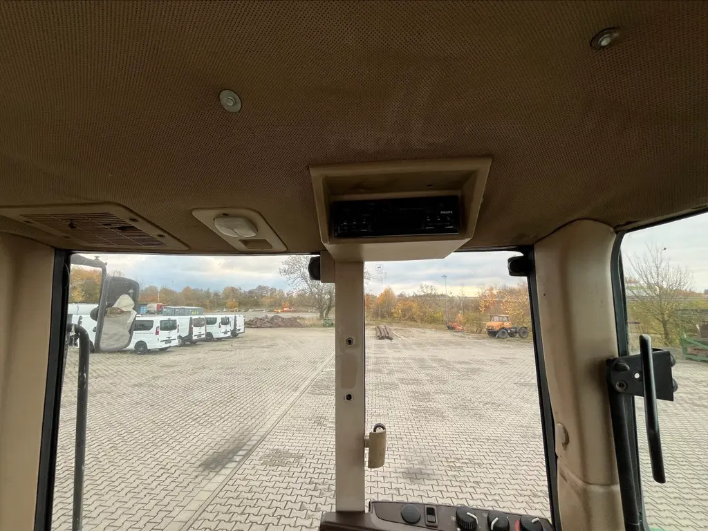 John Deere JD 6910 Traktor - 11