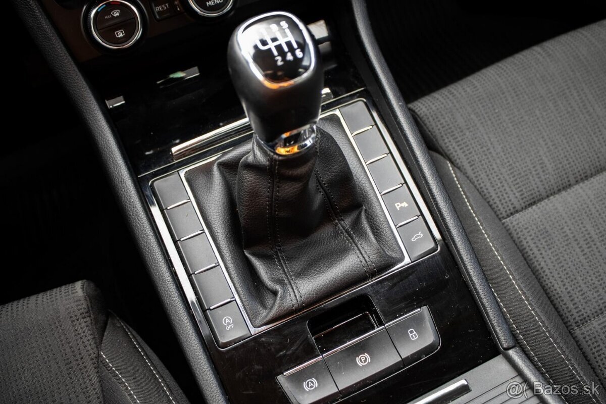 Predam Škoda Superb 2.0 TDI Ambition 110kw r.v 2016 - 11