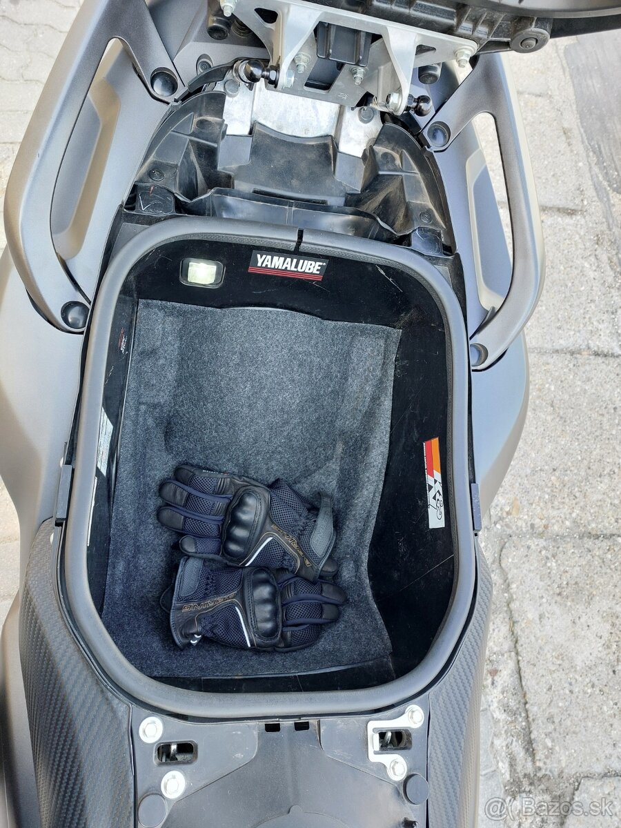 Yamaha Tmax 530 - 11