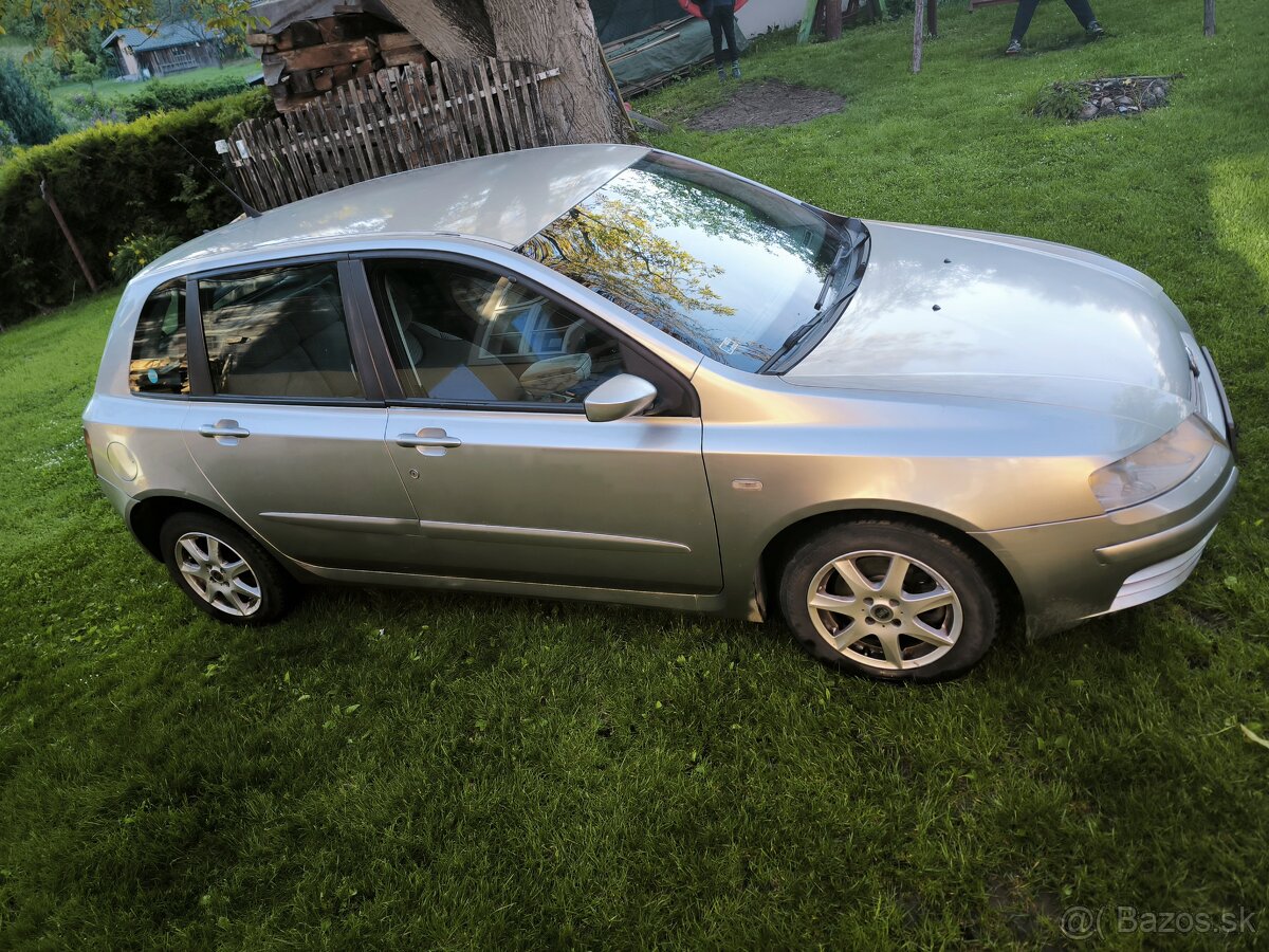 Fiat Stilo 1,9 JTD 103kw rv 2005 - 11