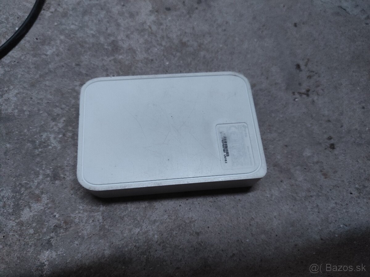 Rôzne veci - Korčule, Kompresory, switch, atď. - 11