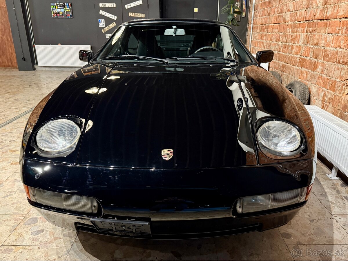 PORSCHE 928 S4 - 11