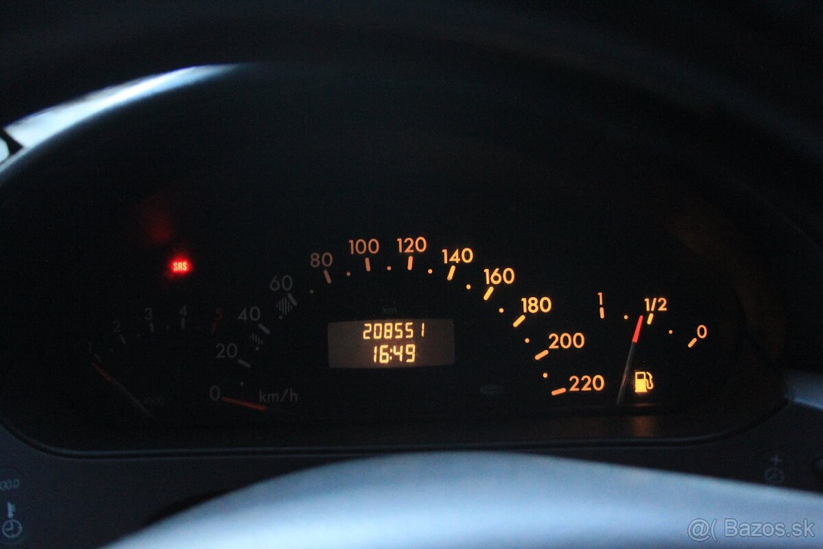 Mercedes-Benz A160 CDI - 11