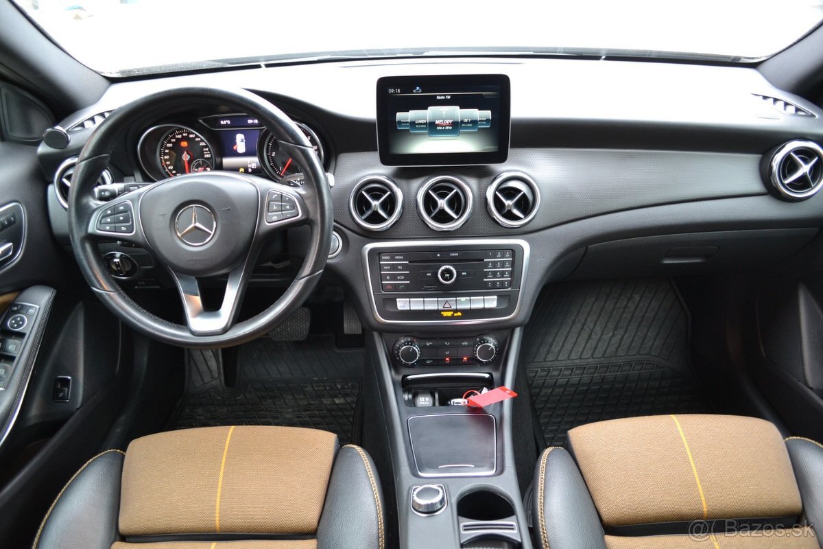 Mercedes-Benz GLA 200d A/T - 11