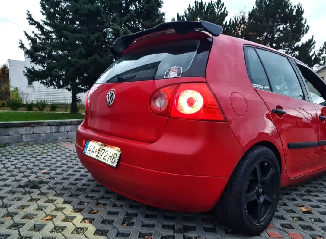 VOLKSWAGEN GOLF MK 5 GT 1.4 16V - 11
