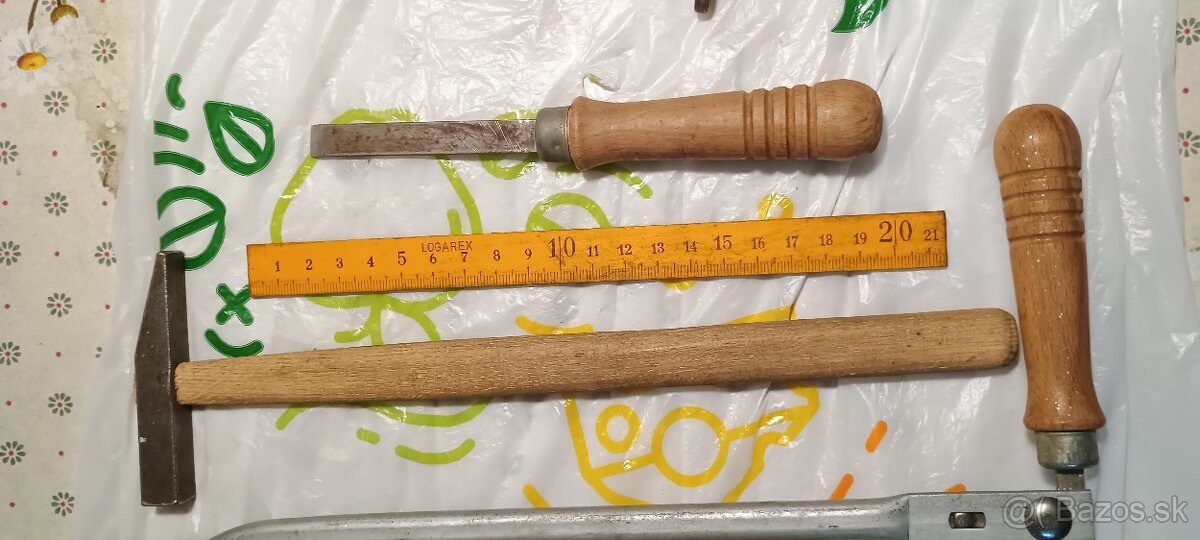 Retro lupienkova pila so sadou na vyrezavanie - 11