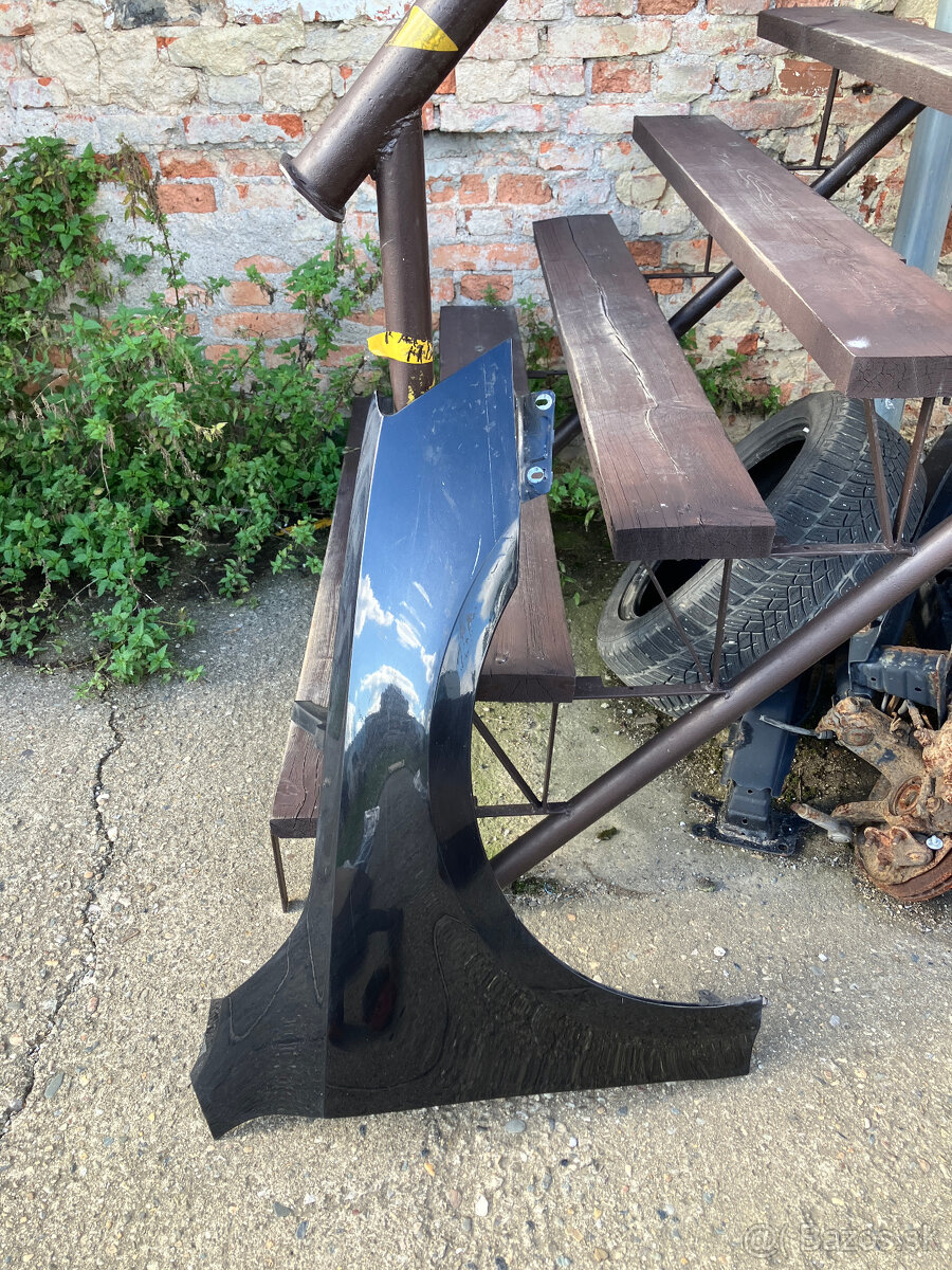 predni blatnik skoda octavia III pravy 12- cerny - 11