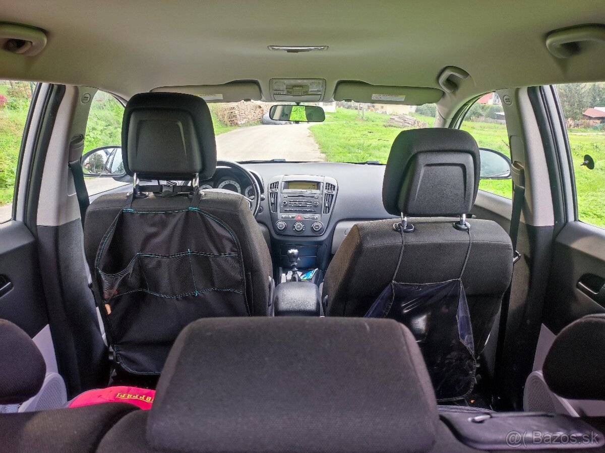 Kia Ceed volajte len ak máte vážny záujem prosím - 11