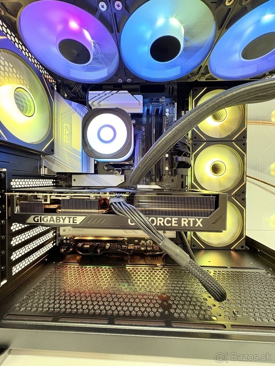 Herný PC Ryzen 7 7800X3D / RTX 5070 12GB / 32GB DDR5 / 2TB N - 11