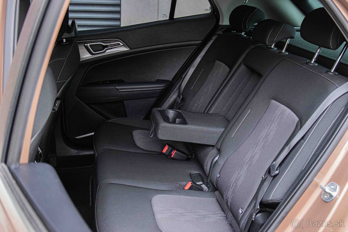 Kia Sportage 1.6 CRDi mHEV Gold A/T - 11