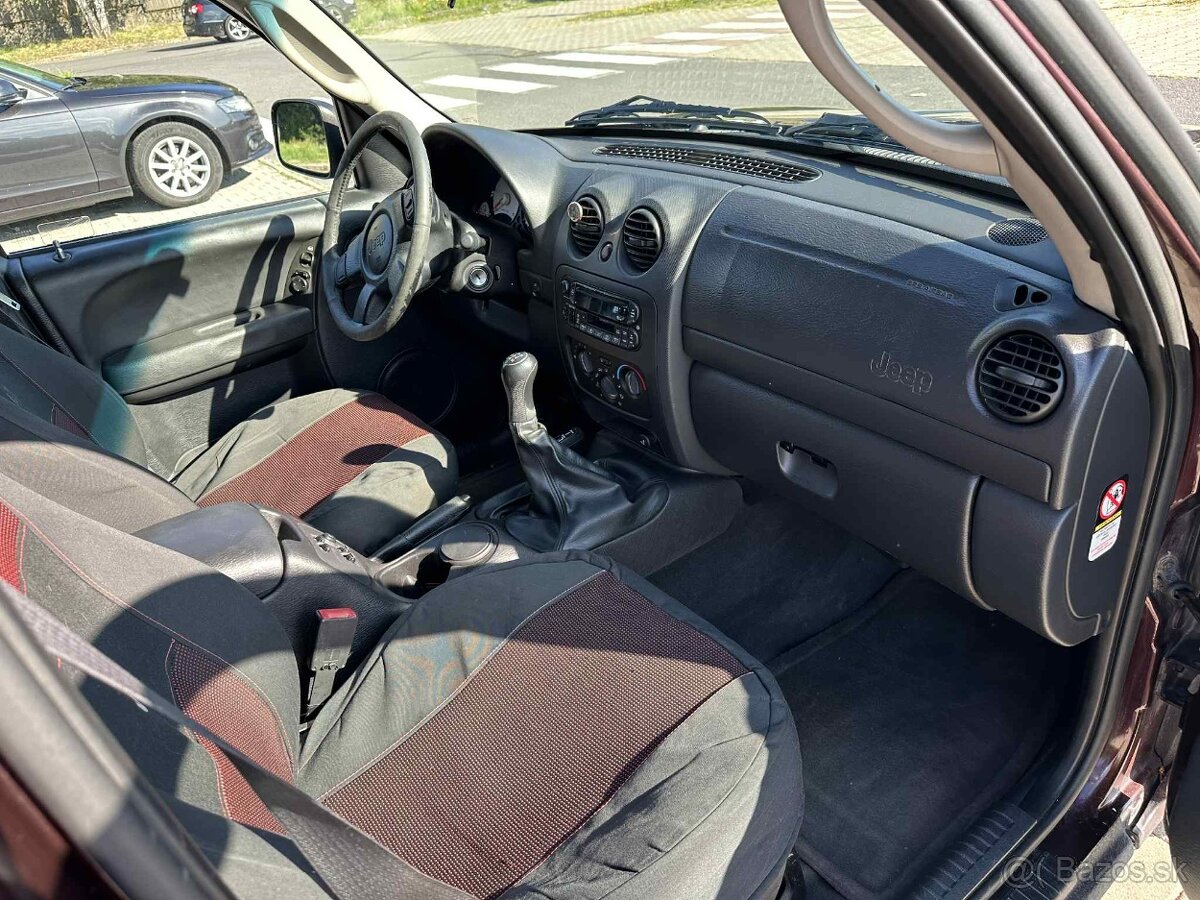 Jeep Cherokee 2.5 CRD - 11