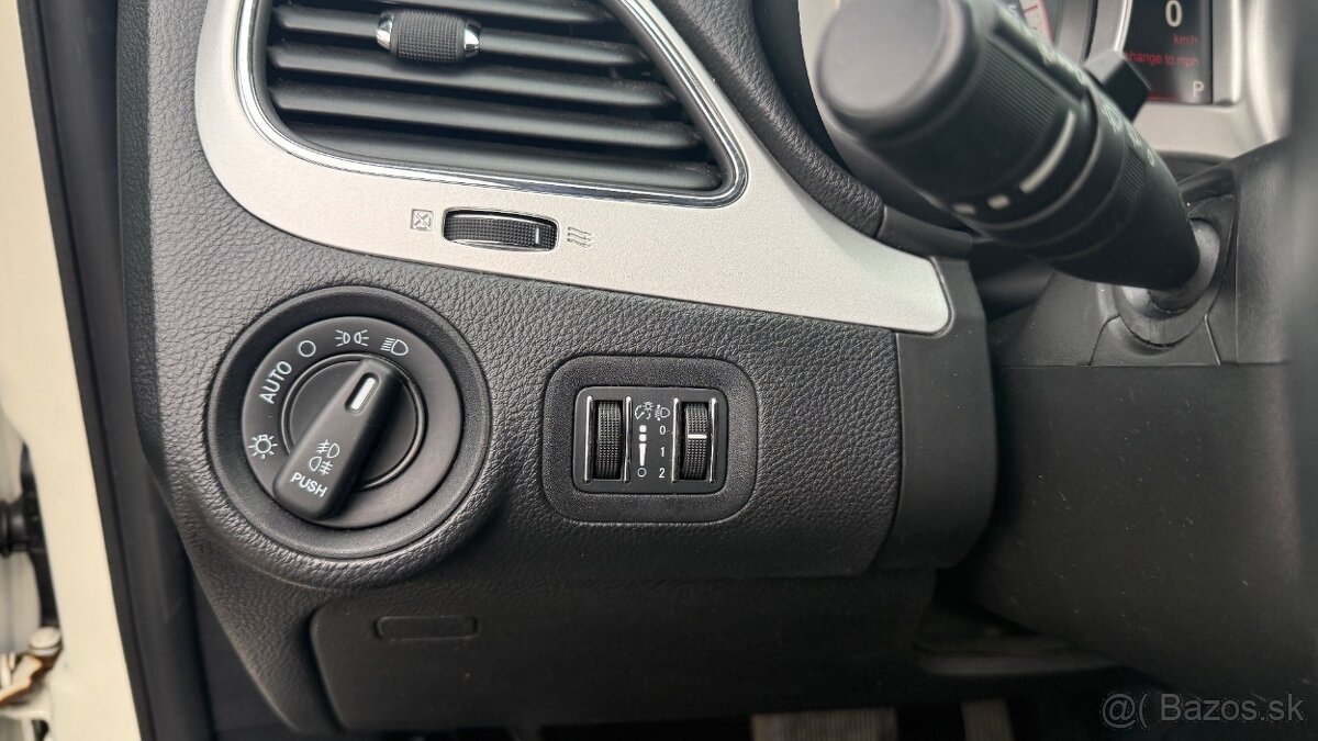 Fiat Freemont 2.0 16V MultiJet Black Code 4x4 A/T - 11