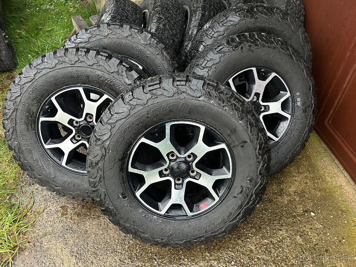 Jeep Wrangler Rubicon disky originální - 11