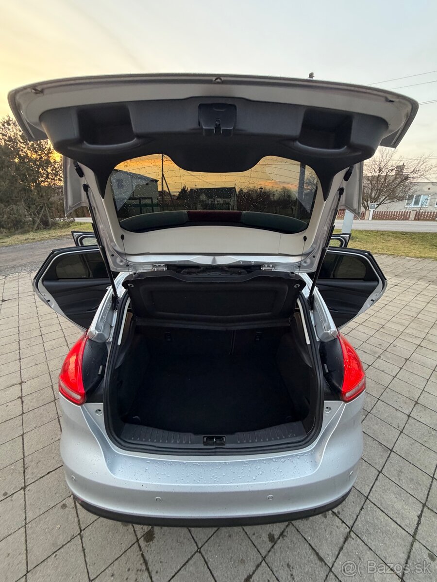 Ford Focus 1.5 TDCi 77 kW - 11