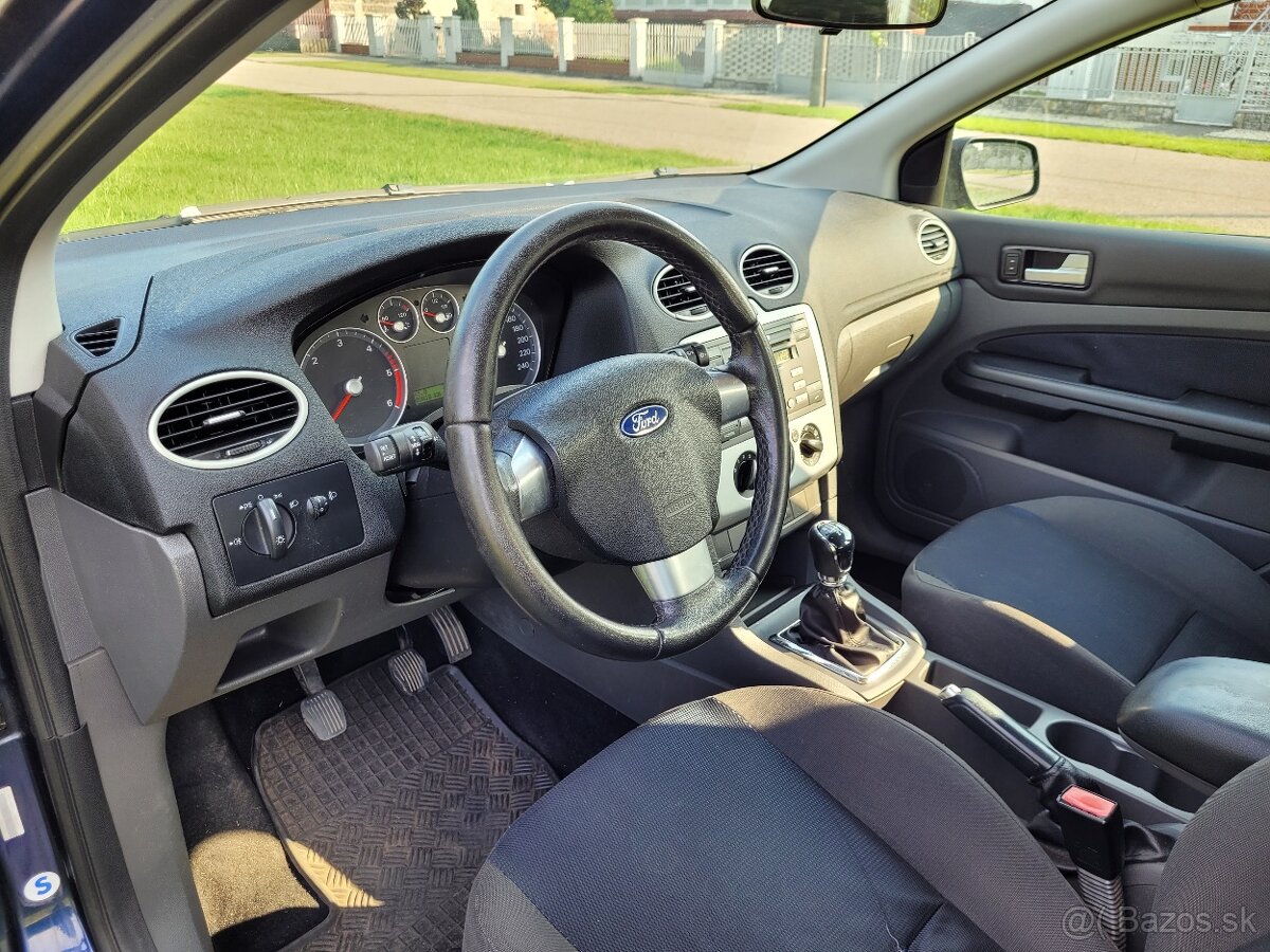 Ford Focus kombi - 11