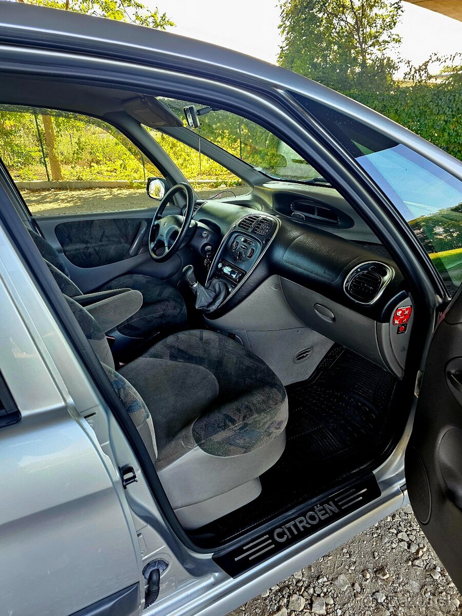 Citroen Xara Picasso 1.8 benzín 85 kw 2003 - 11
