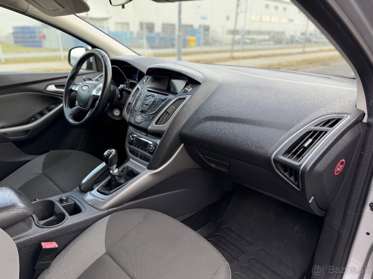 Ford Focus 1.6TdCi 85kw kombi - 11