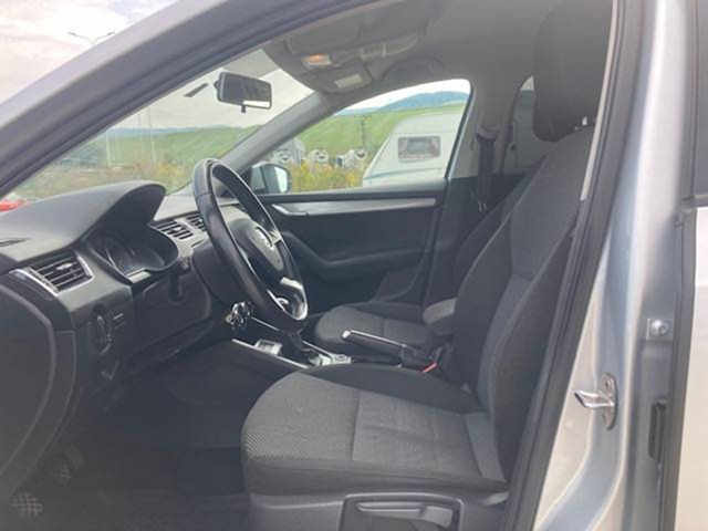 Škoda Octavia combi 1.6 TDI, 2016, 81kW, NAVI - 11