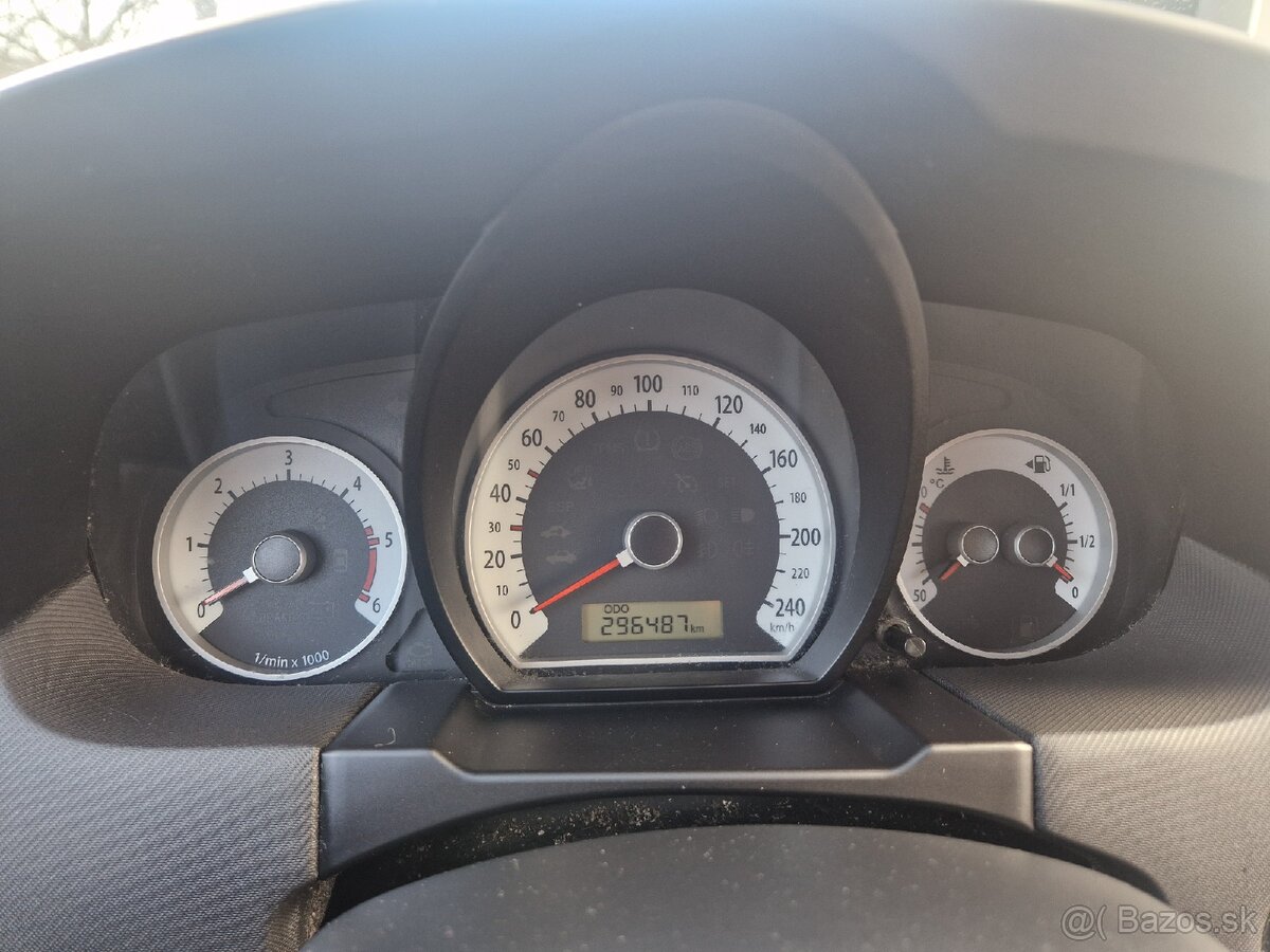 Kia Ceed 1.6 CRDi - 11