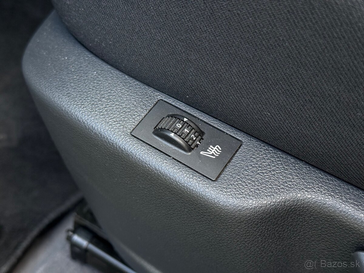 Peugeot 3008 1.6l THP 156k Allure - 11