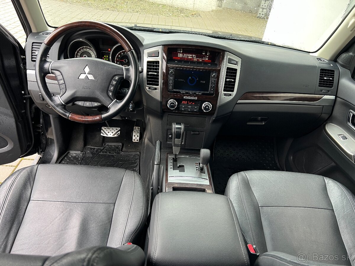 PAJERO 3.2 Di-D DAKAR EDITION - 11