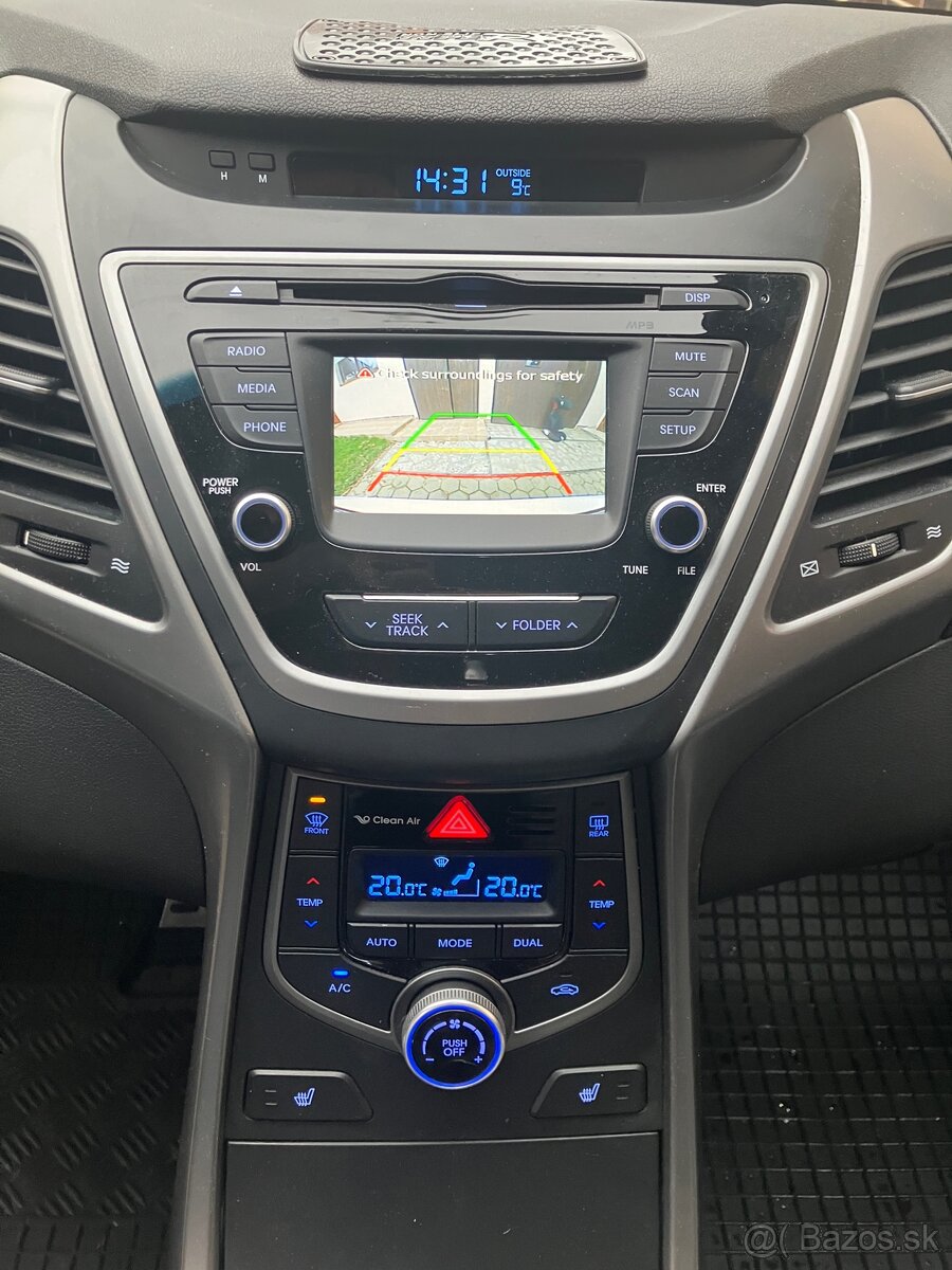 Hyundai kupený v SR, len 55 300km, Top stav. - 11