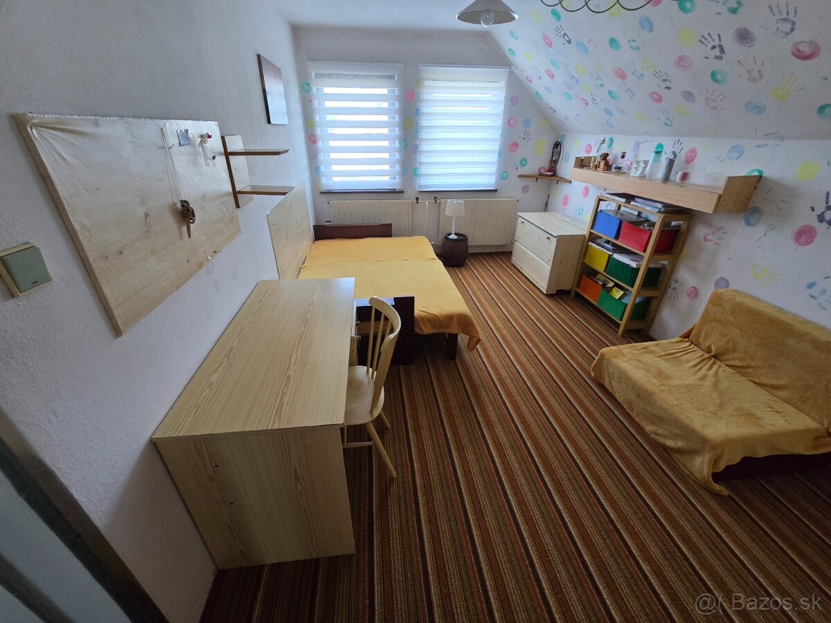 Rodinný dom zo záhradou - zĺava, v obci Kopčany - 11