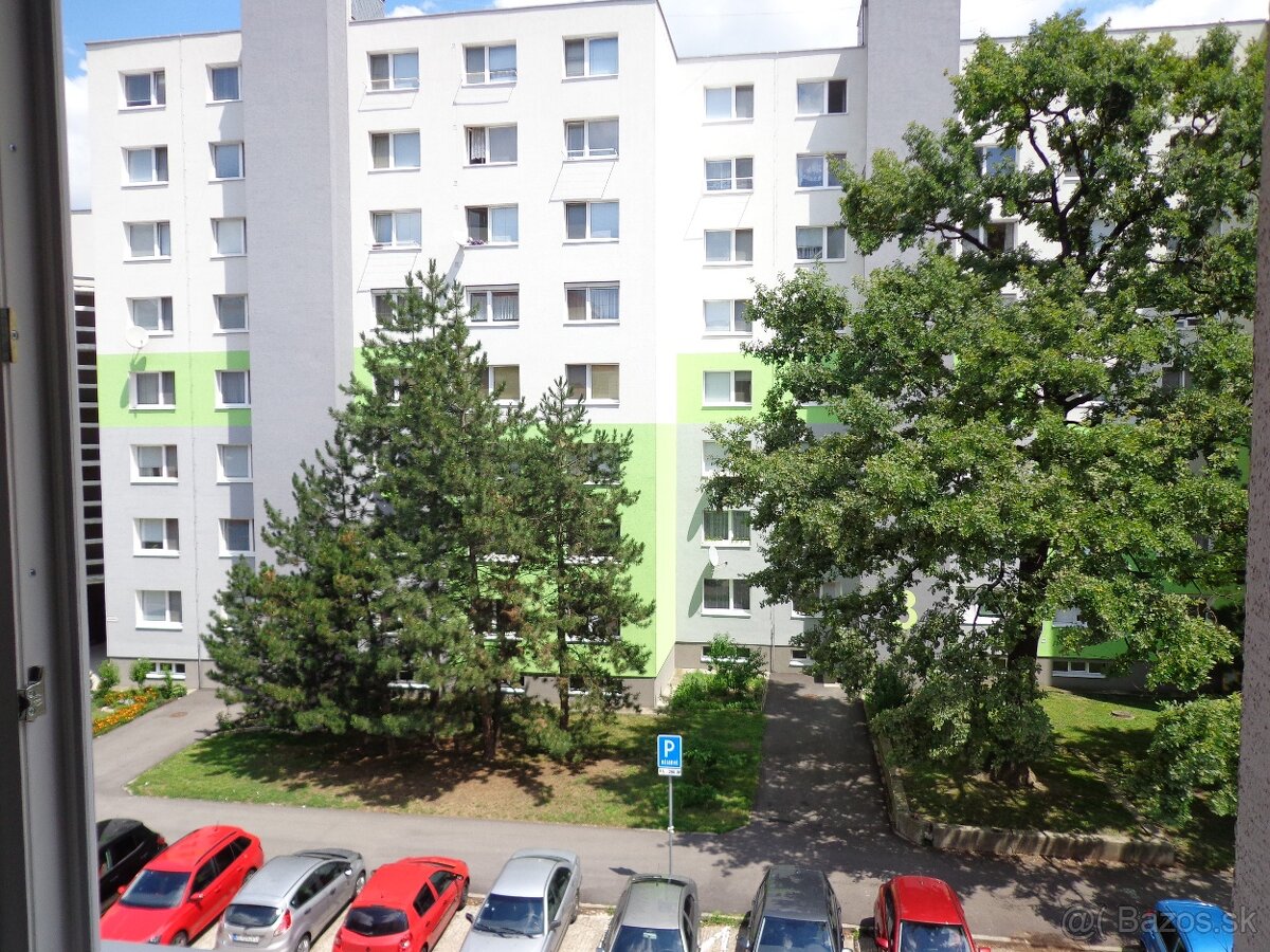 Prenájom 1 izbového bytu - Bratislava - Petržalka - 11