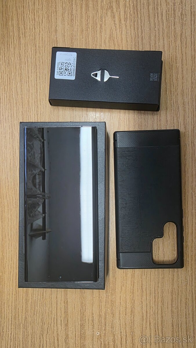 Predám plne funkčný mt. Samsung Galaxy S22 Ultra 5G, 256GB - 11