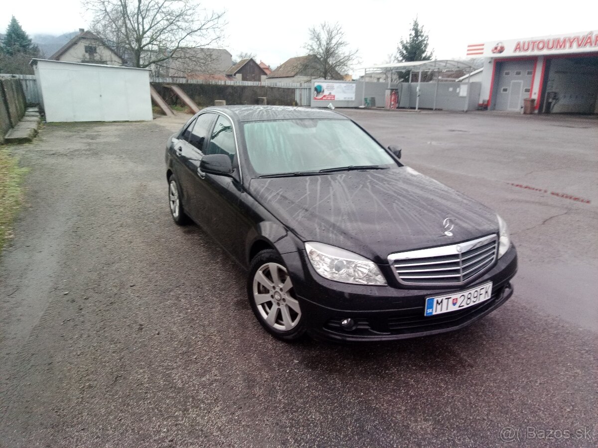 Predám Mercedes C 180 benzín w204 - 11