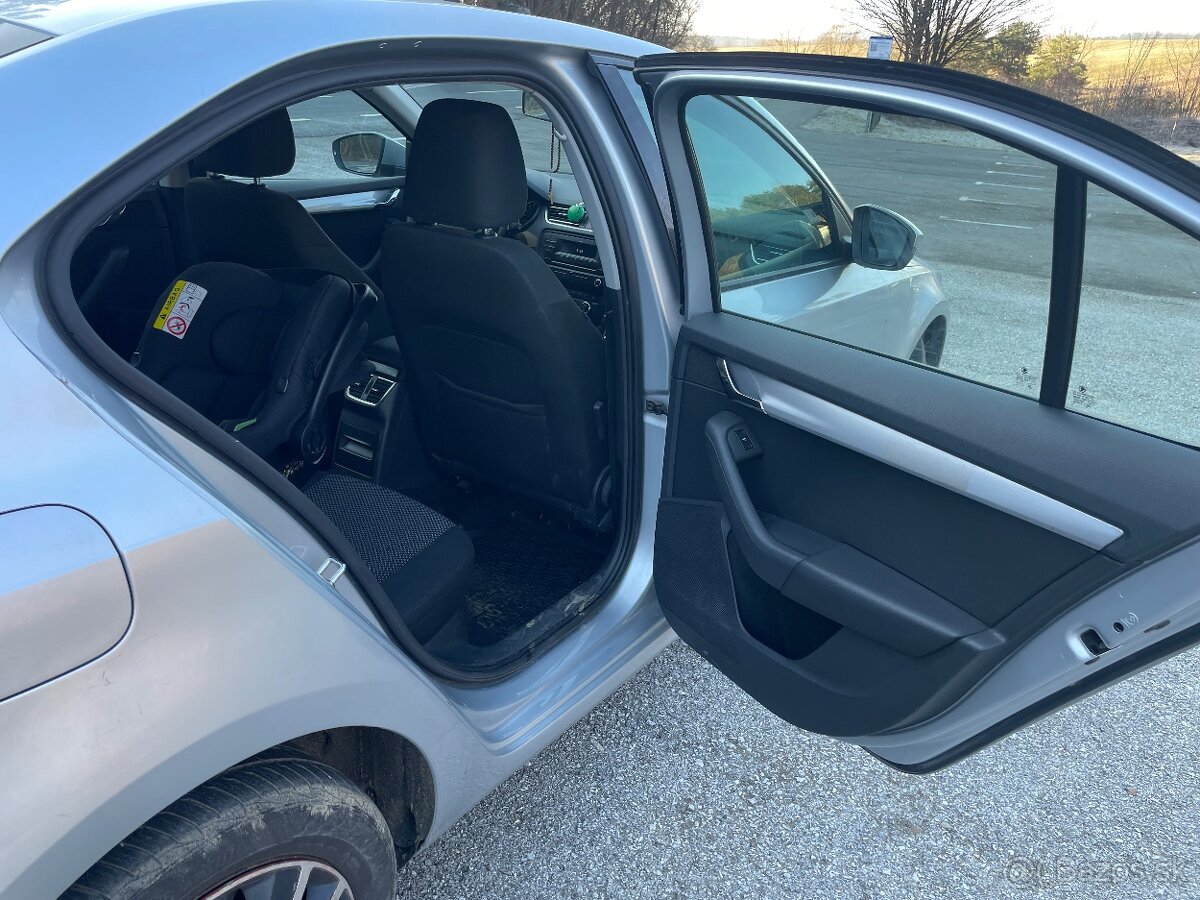 ŠKODA OCTAVIA 3 1.6TDI 77KW - 11