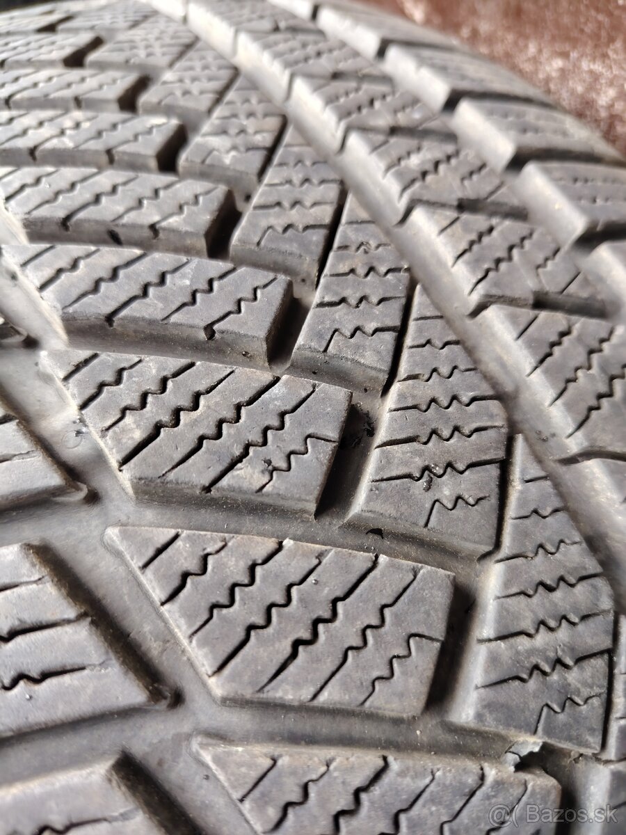 Predám Pneu Contin.245/60R18H ZIMNÉ - 11