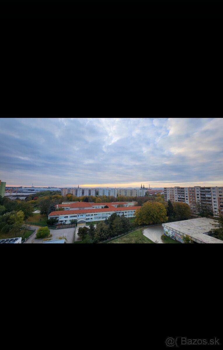 2 - izbový byt na sídlisku Družba - 11