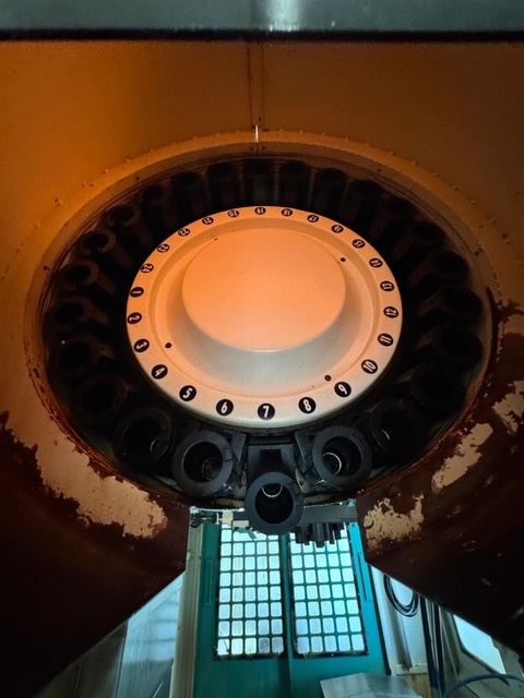 Vertikální obráběcí centrum FEELER QMP-32Aapc - 11