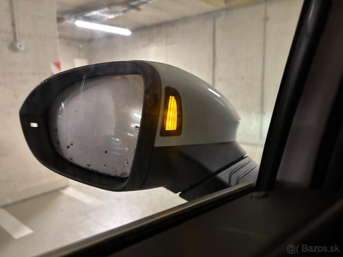 Volkswagen Golf 8 Variant Style 2.0TDI 110kW 2022 DSG LED - 11