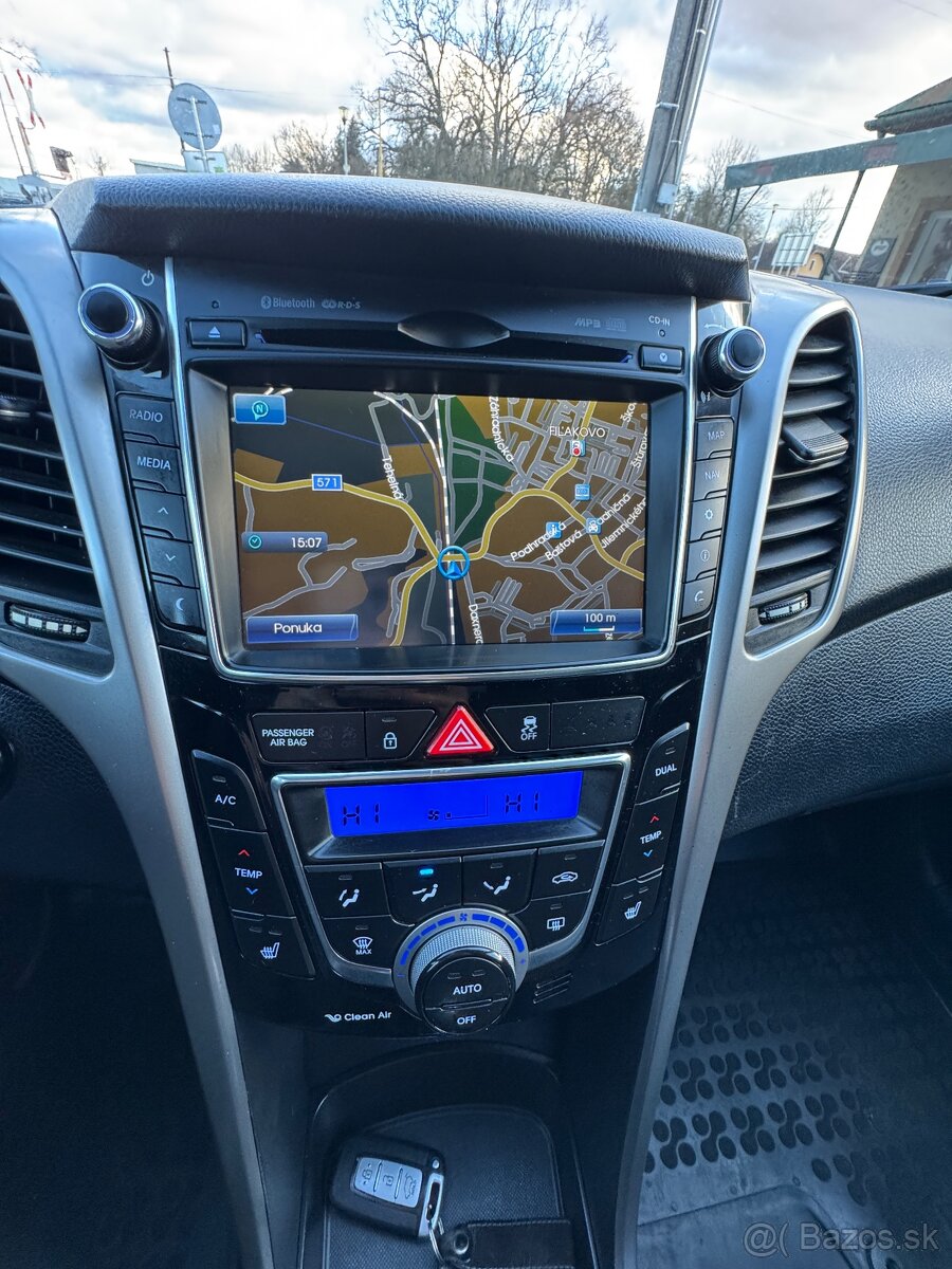 Hyundai i30 1.6 CRDI 94 KW - 11