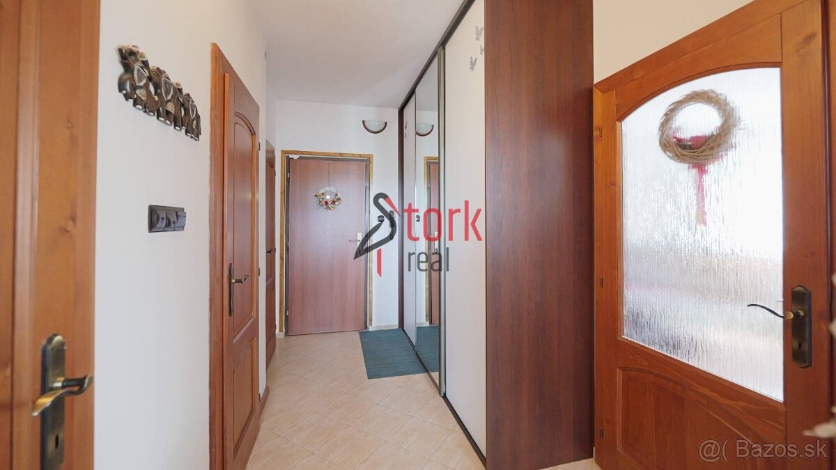 Príjemný 3i BYT s loggiou v Považskej Bystrici - 11