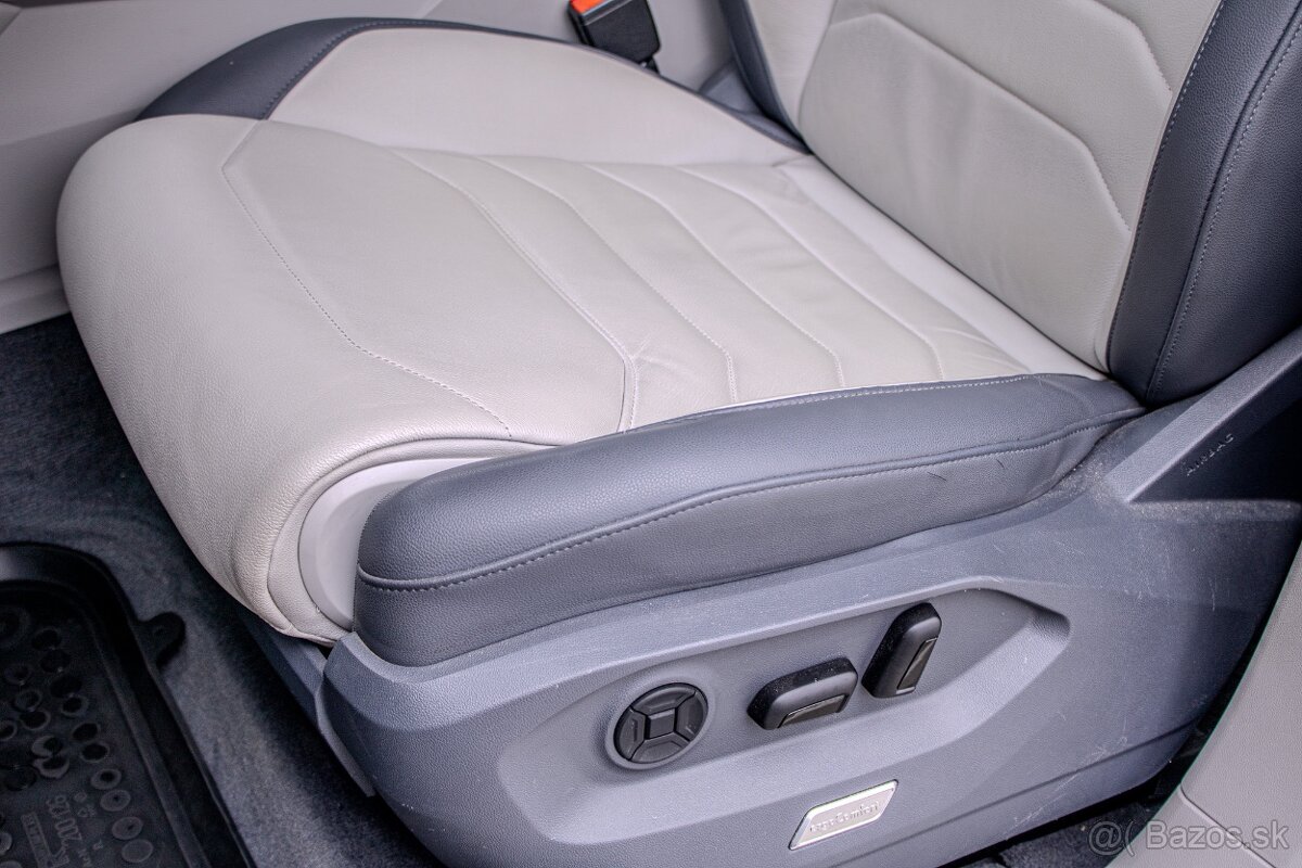 Volkswagen Touareg 3.0 V6 TDI SCR 210kW R-Line 4Motion - 11