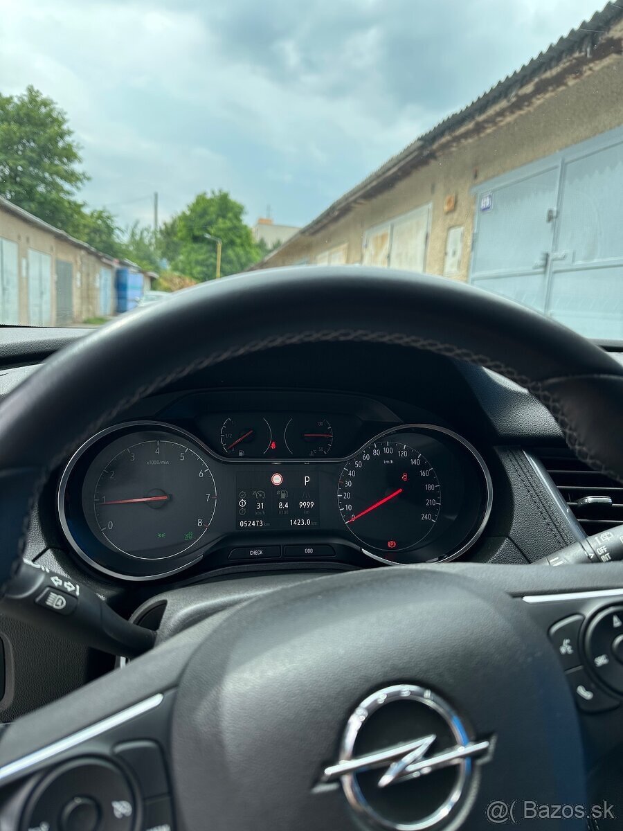 Opel Grandland X 1.2 Turbo 96 kW – Automat - 11