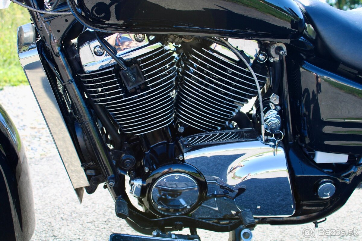 Honda Shadow Aero 1100 - 11