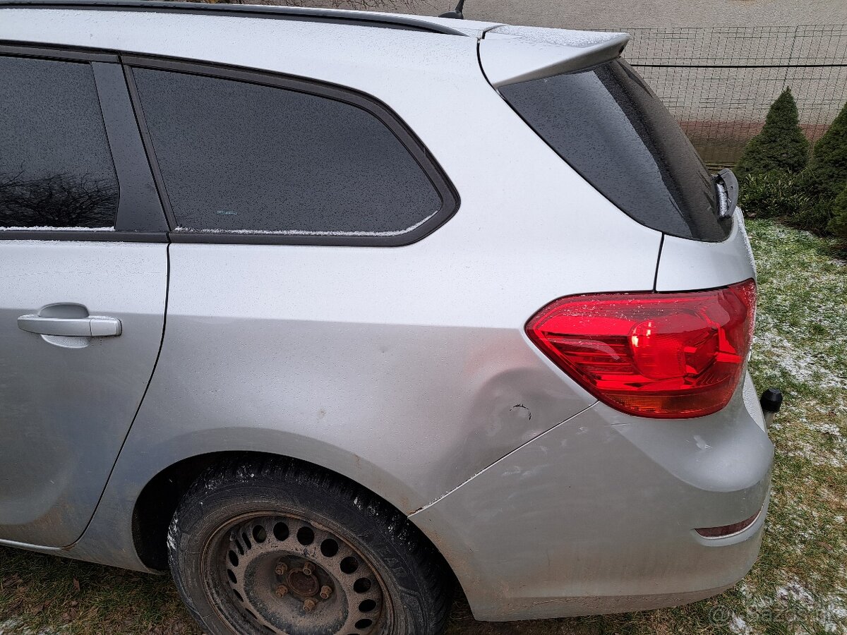 Predam Opel Astra J - 11