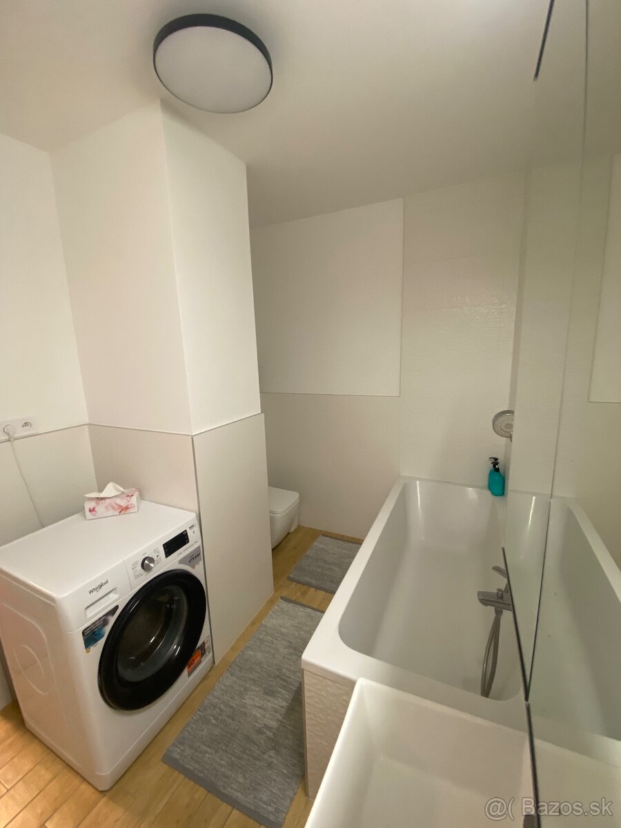 Útulný 1,5 izbový zariadený mezonet - 11