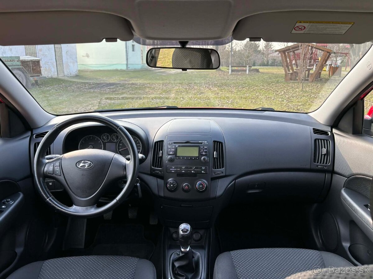 Hyundai i30 1.4 MPI DOHC Classic - 11