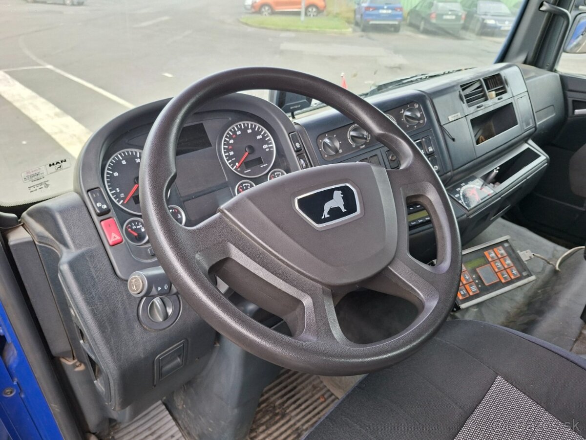 MAN TGM 18.240 + KOBIT MK 8 - 11