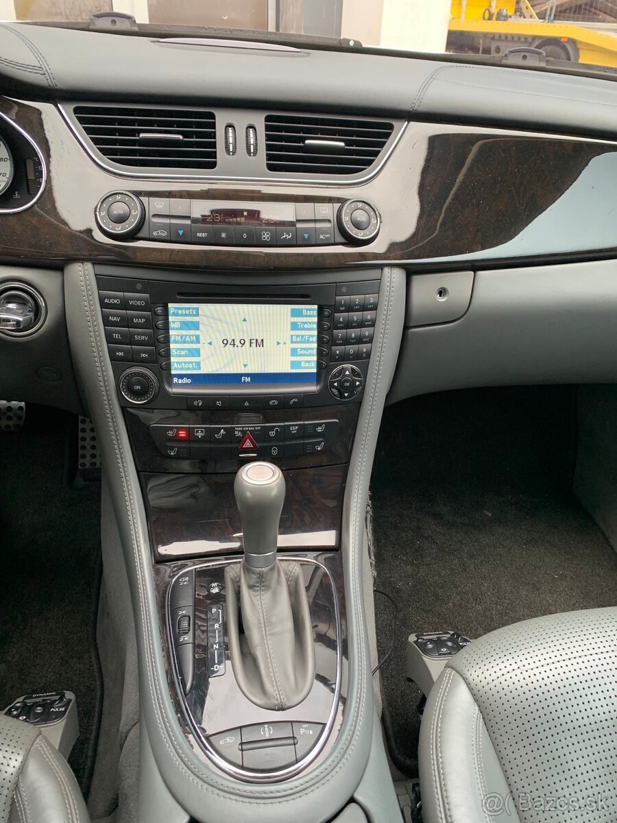 Mercedes cls55 amg - 11